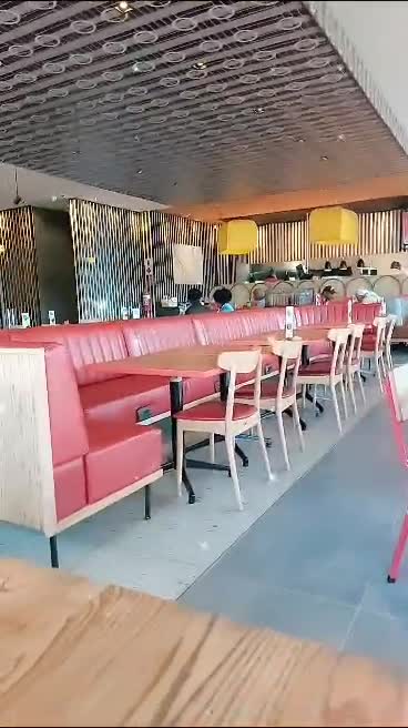 Nandos