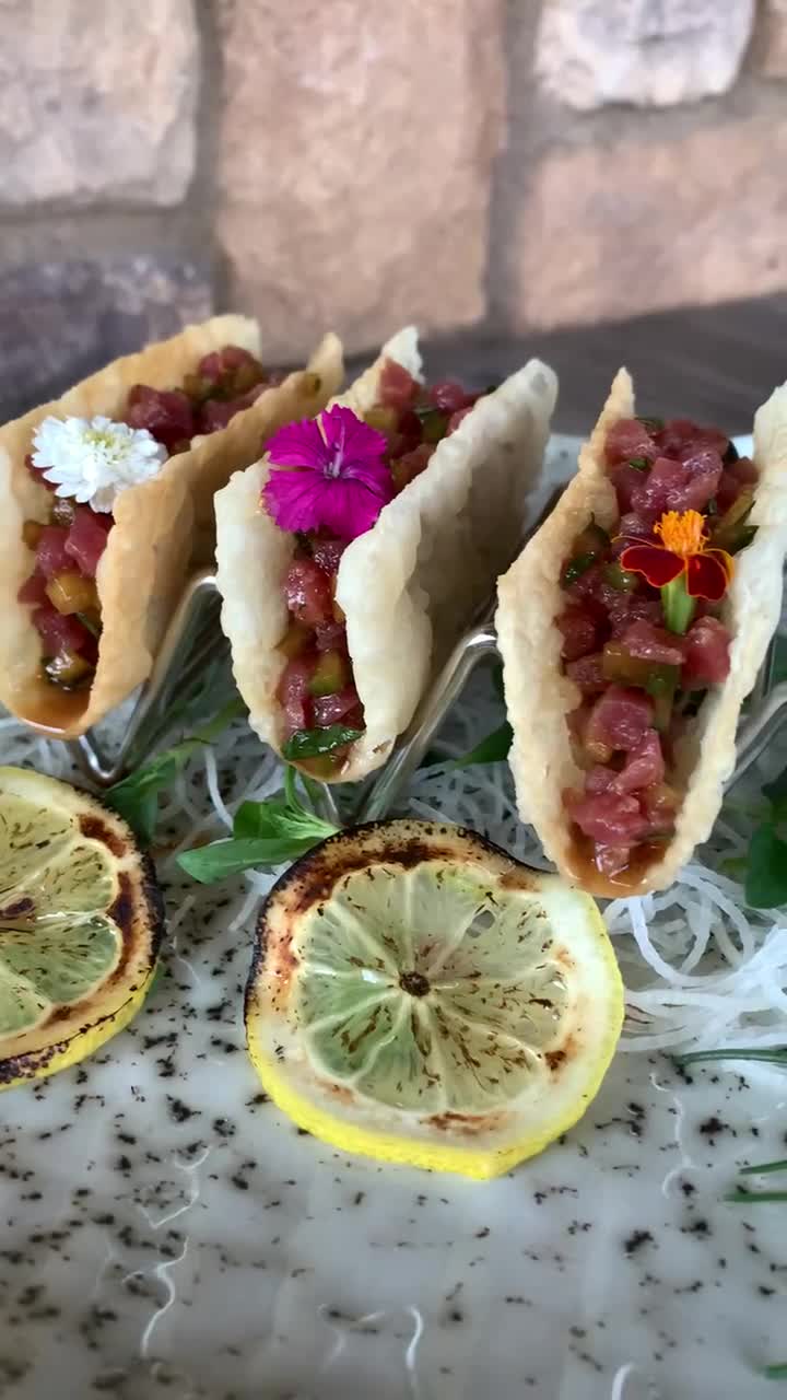 Oyster & Pearl Bar Restaurant
