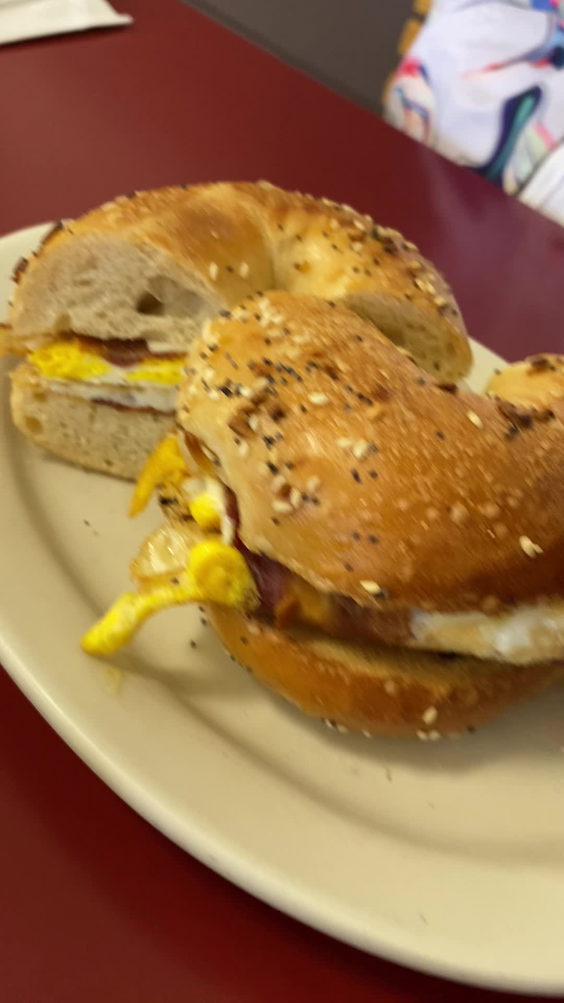 Dempseys Breakfast & Lunch