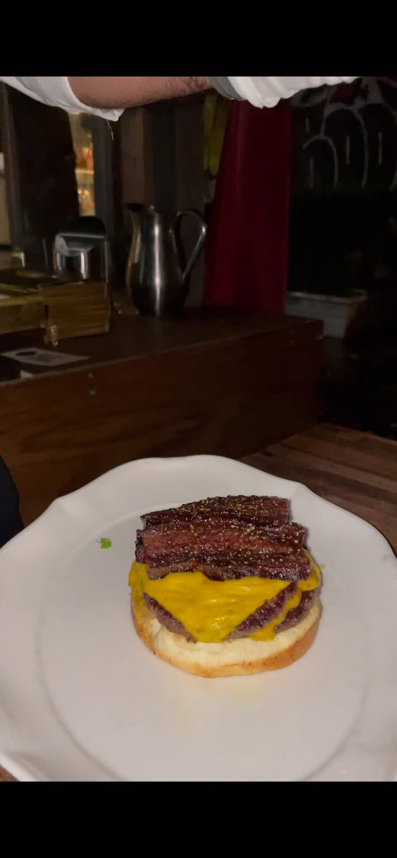 4 Charles Prime Rib