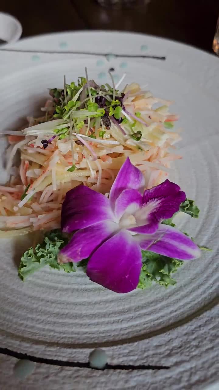 Pink Sumo Sushi & Sake Cafe