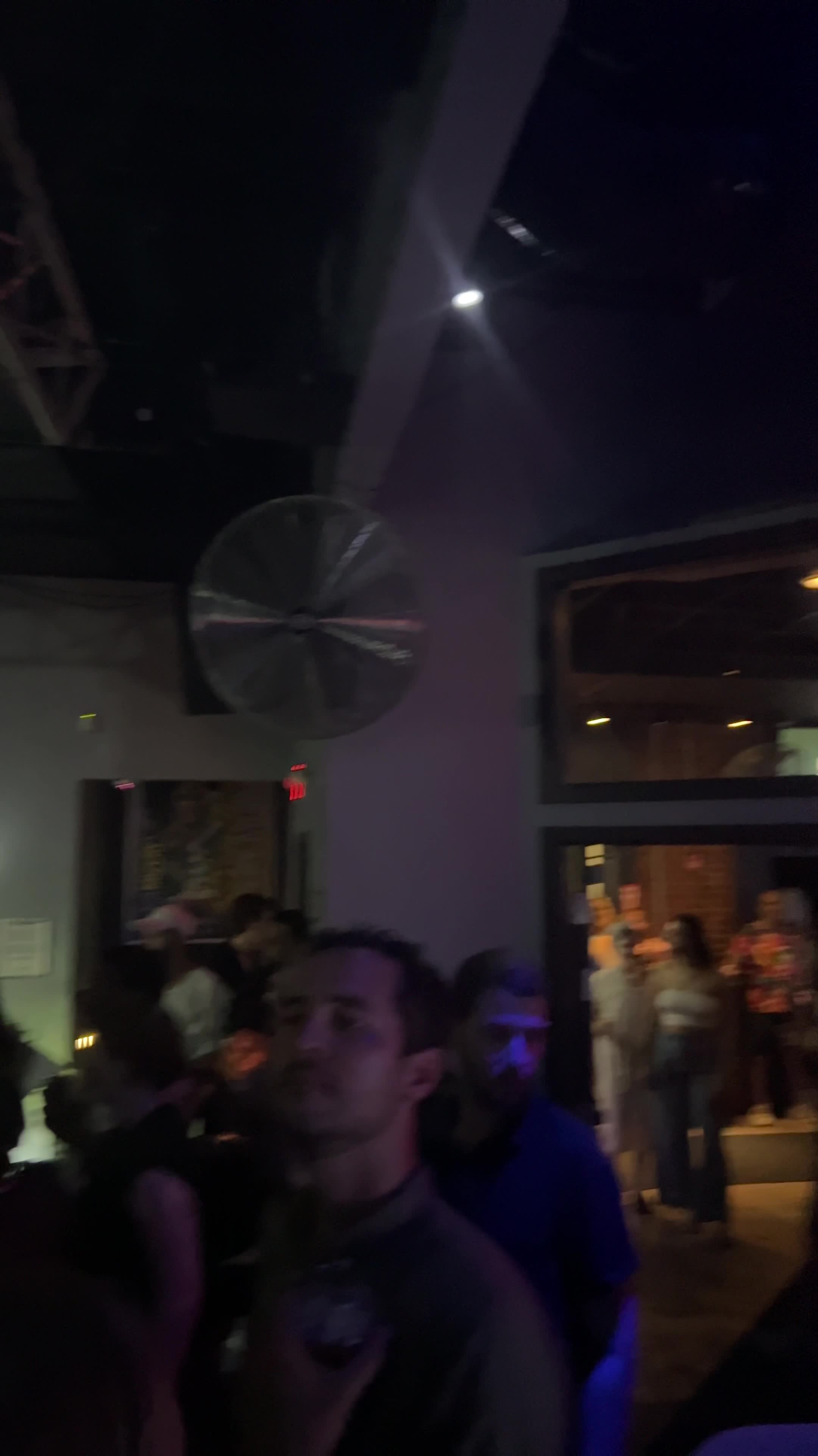 Video review of Club Café