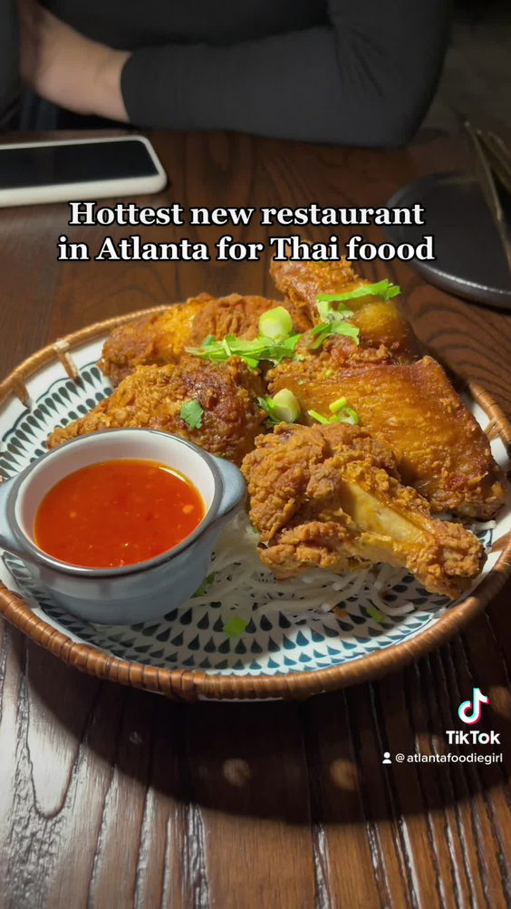 26 Thai Kitchen & Bar (Perimeter)
