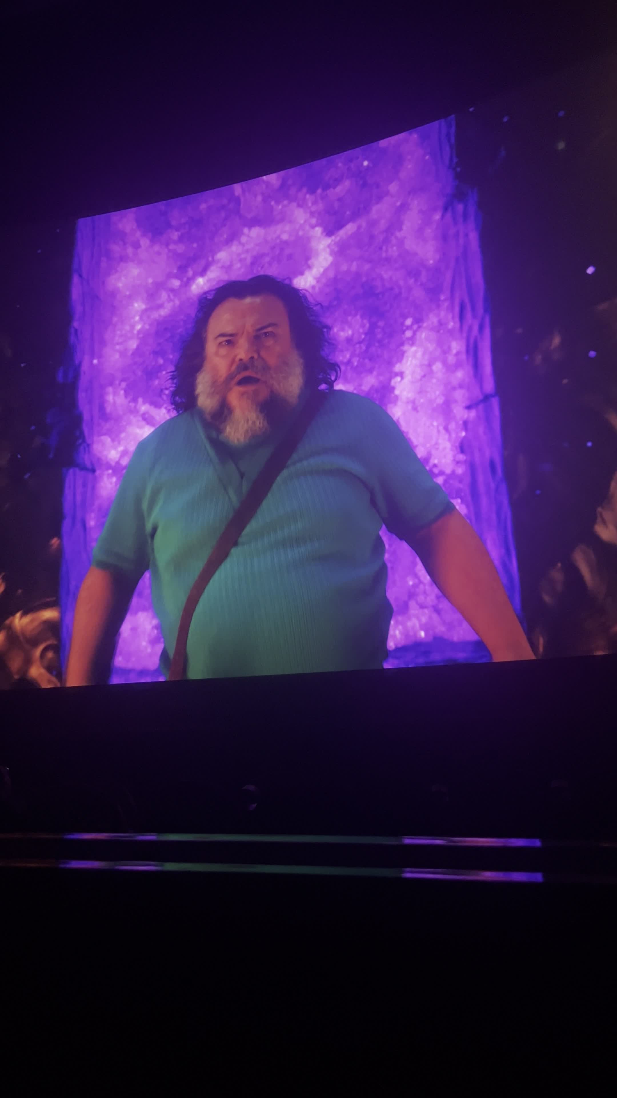 Video review of Regal Edwards Alhambra Renaissance