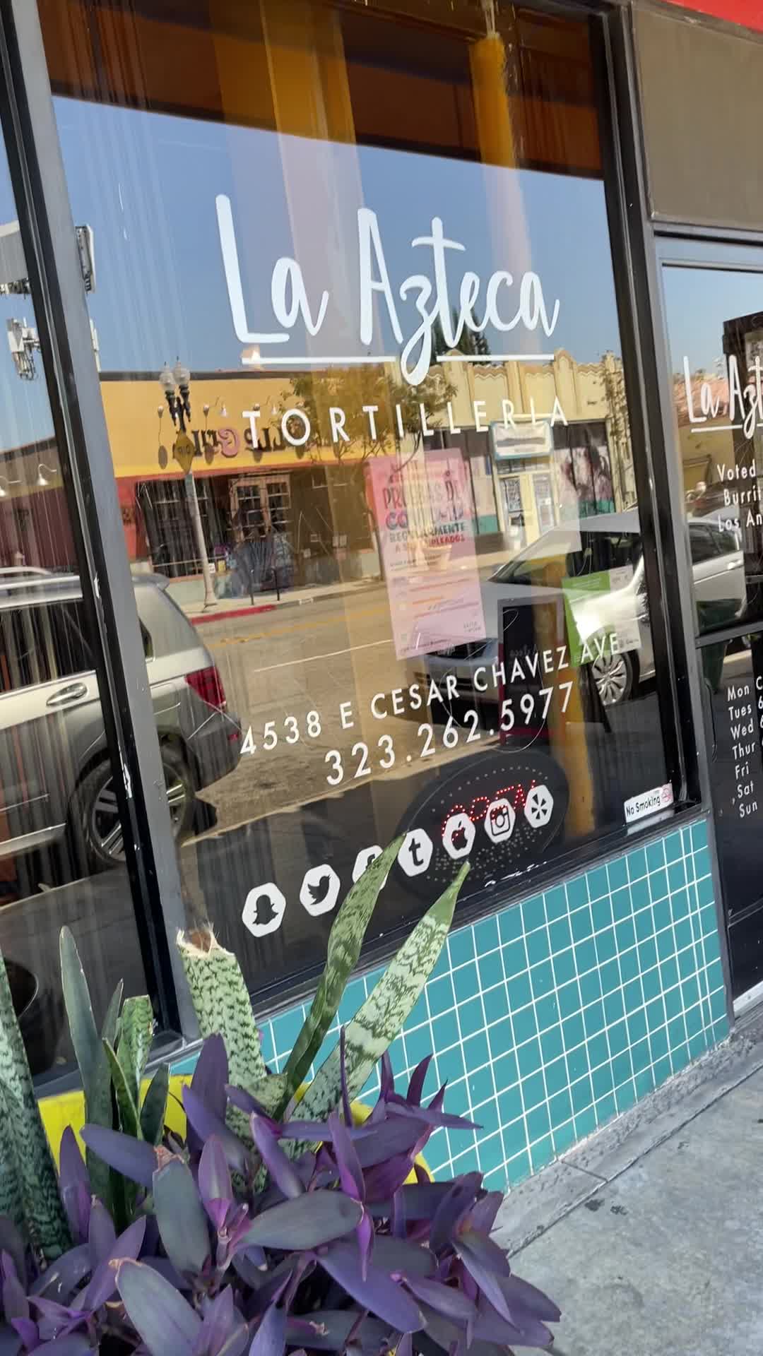 La Azteca Tortilleria