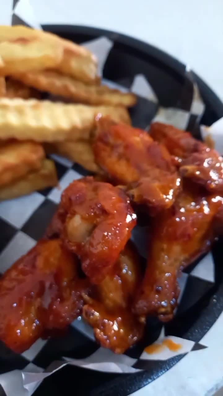 Wingsnsides_ng