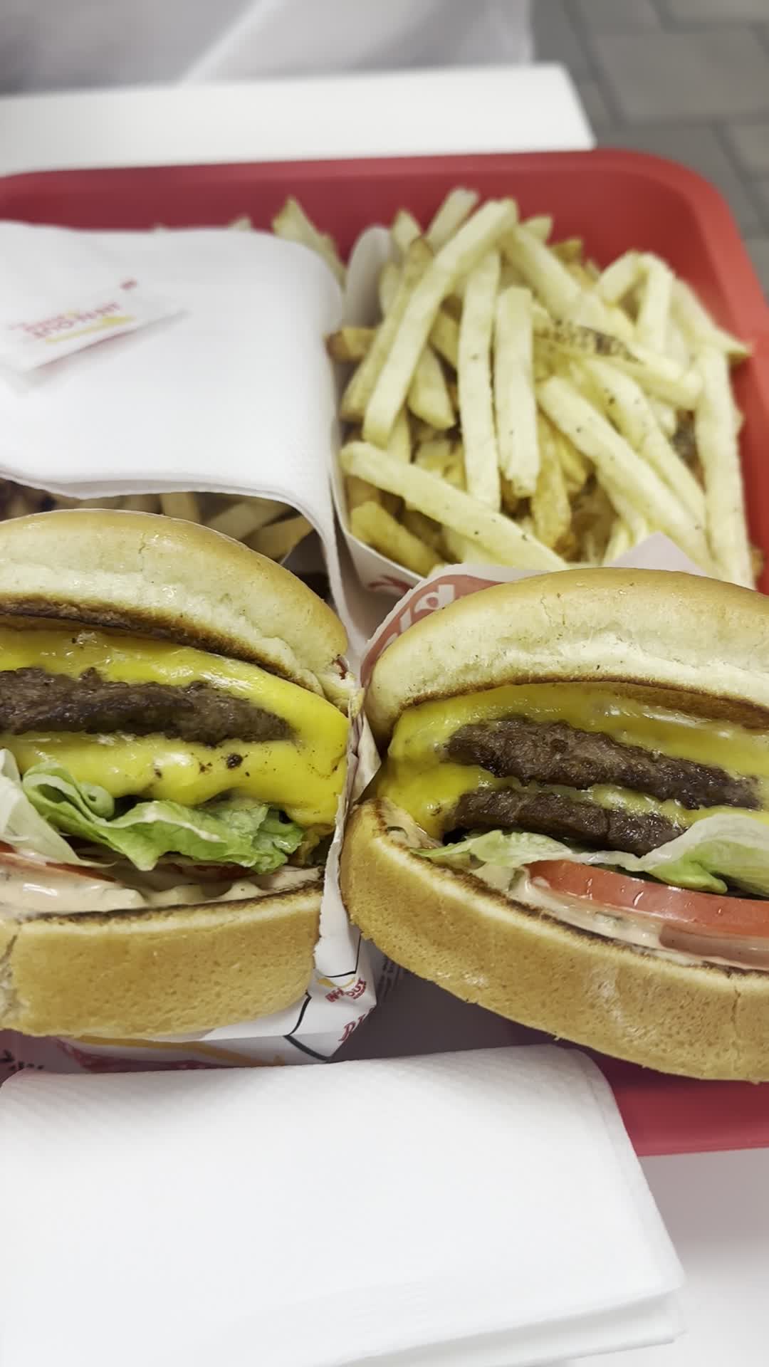 Video review of In-N-Out Burger