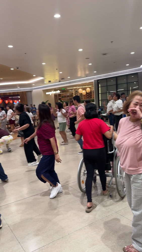 Gateway Mall 2