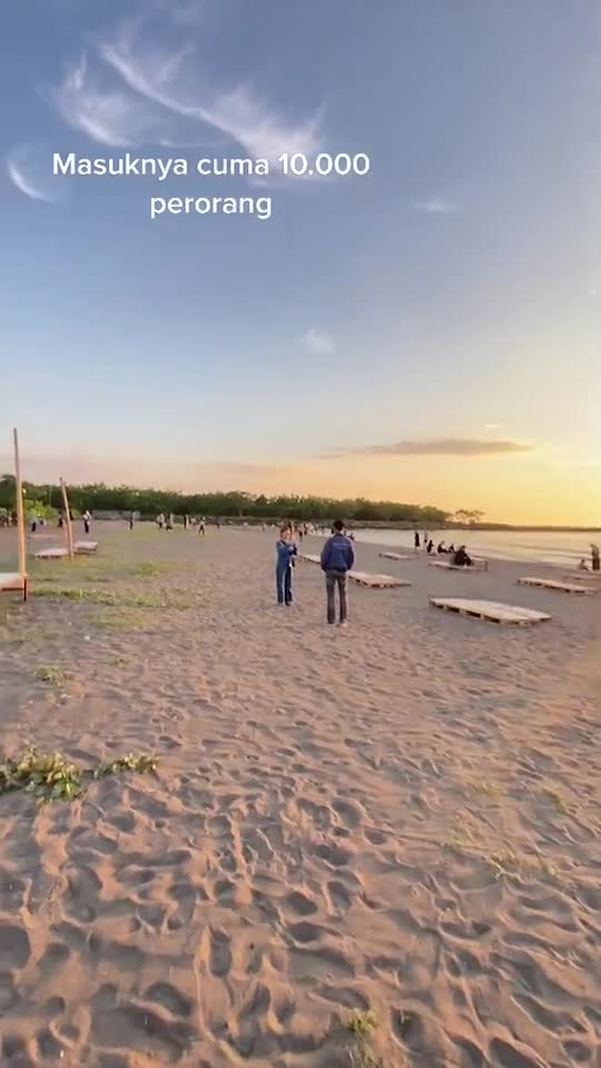 Bosowa Beach