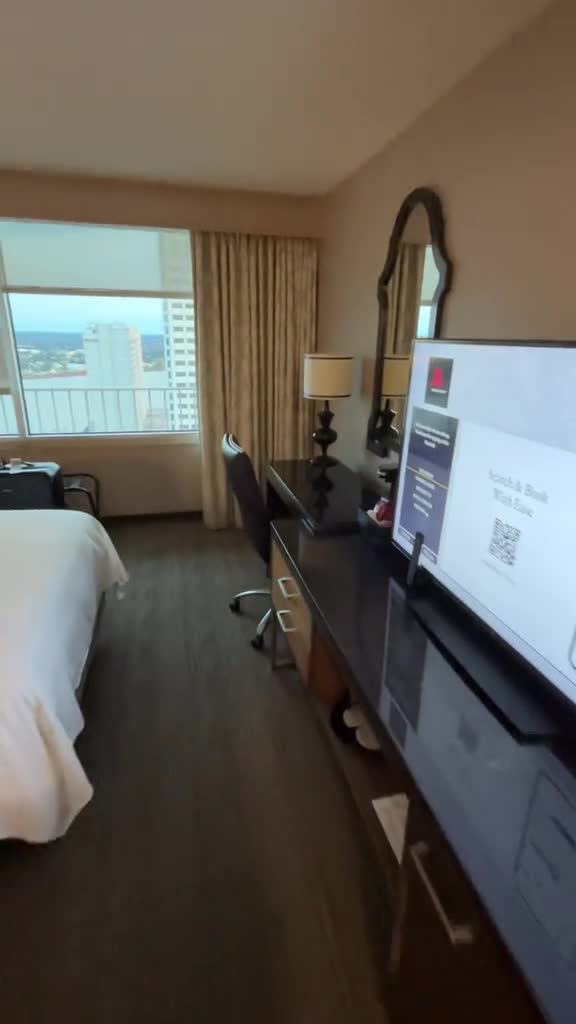 New Orleans Marriott Metairie at Lakeway