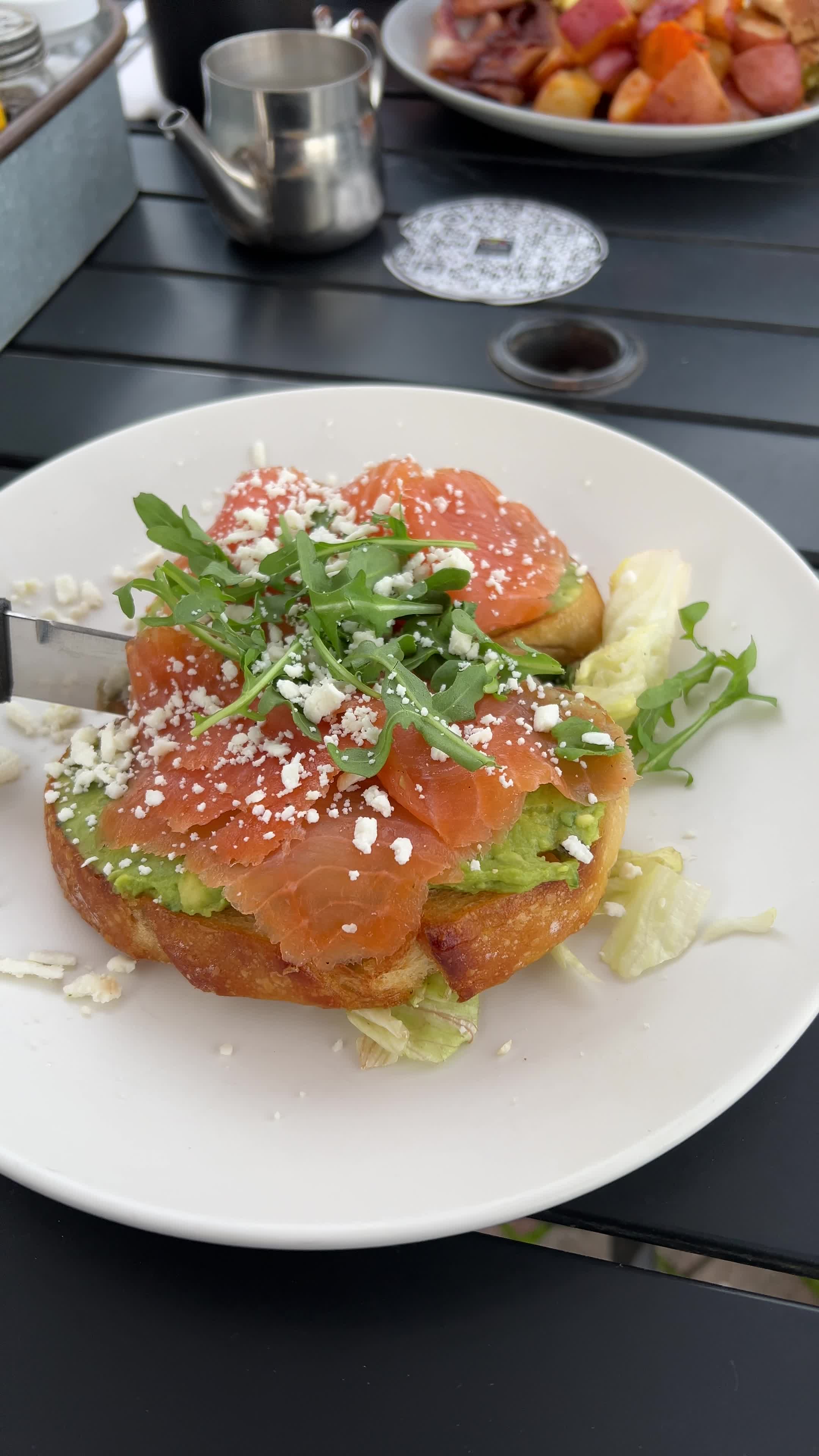 Crumbs Breakfast, Lunch & Bar