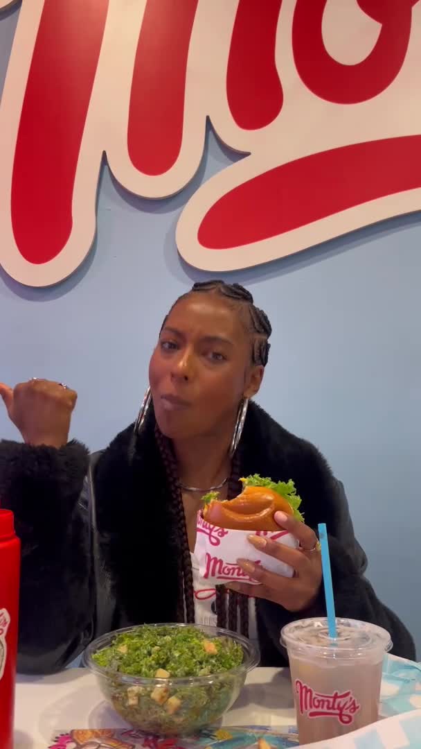 Monty’s Good Burger