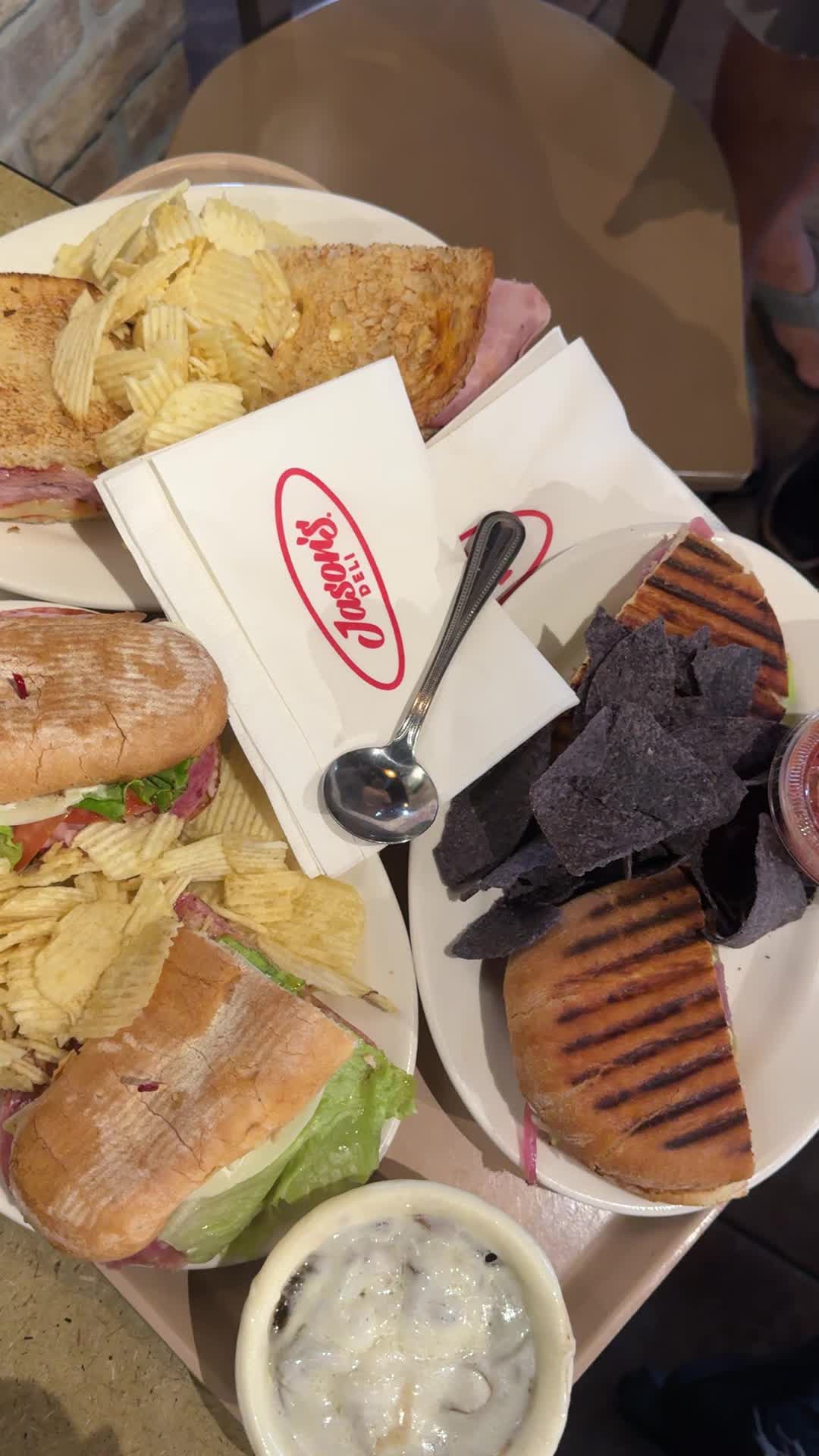 Jason's Deli