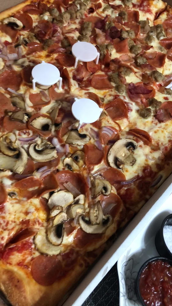 Pizza Nova