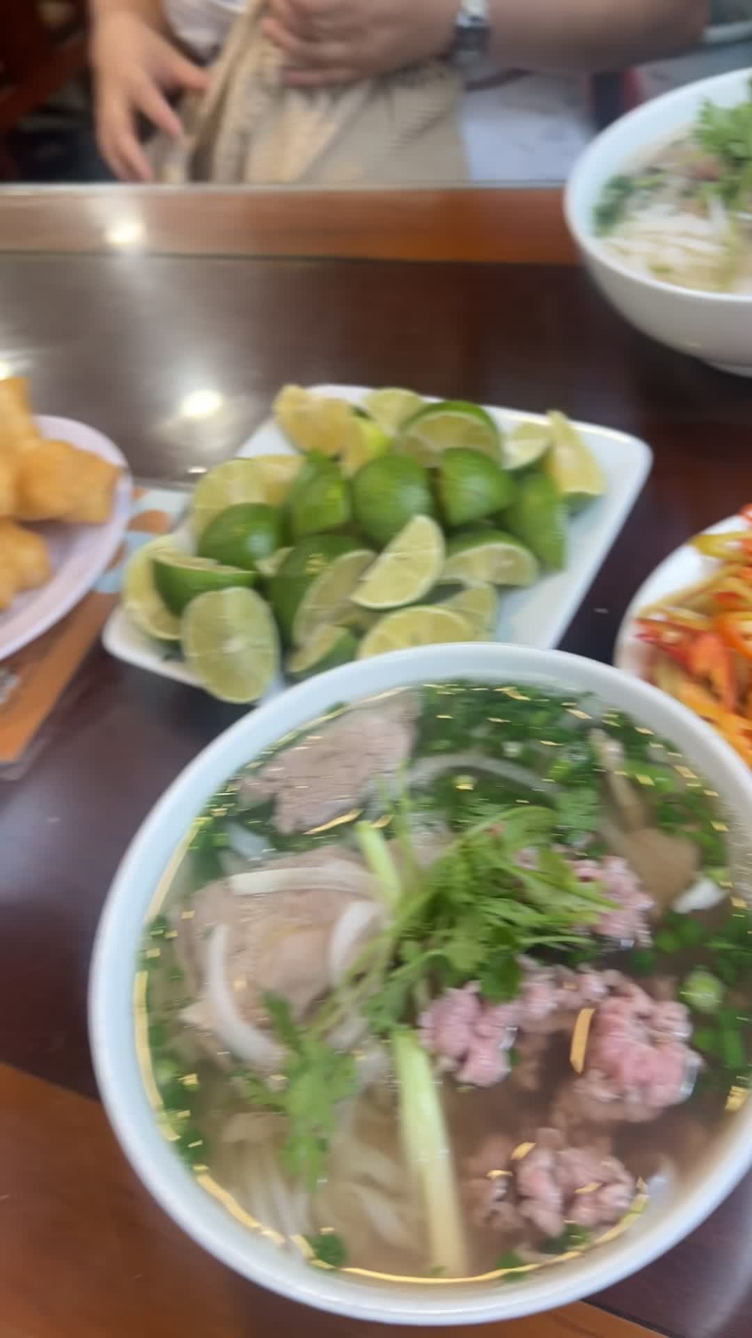 Video review of Phở 10 Lý Quốc Sư