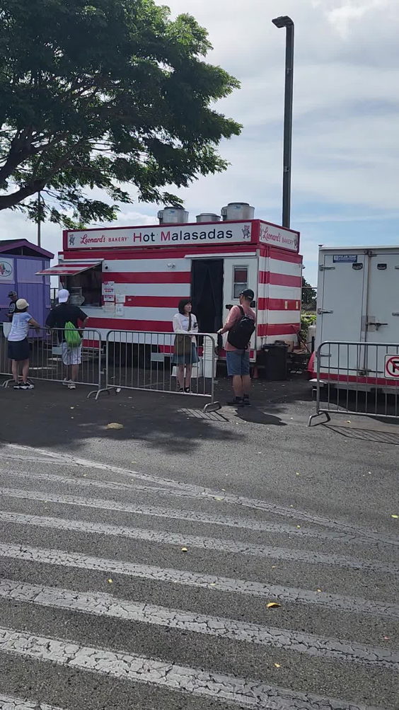 Leonard's Malasadas Mobile