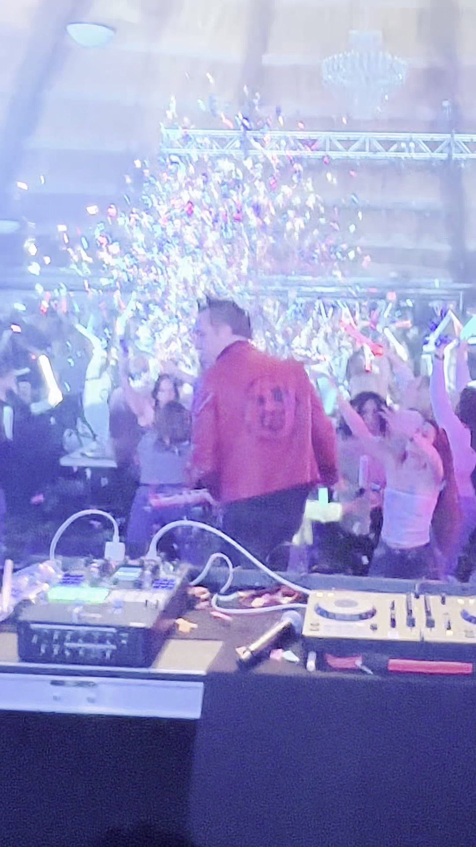 Video review of Infinity Music Hall