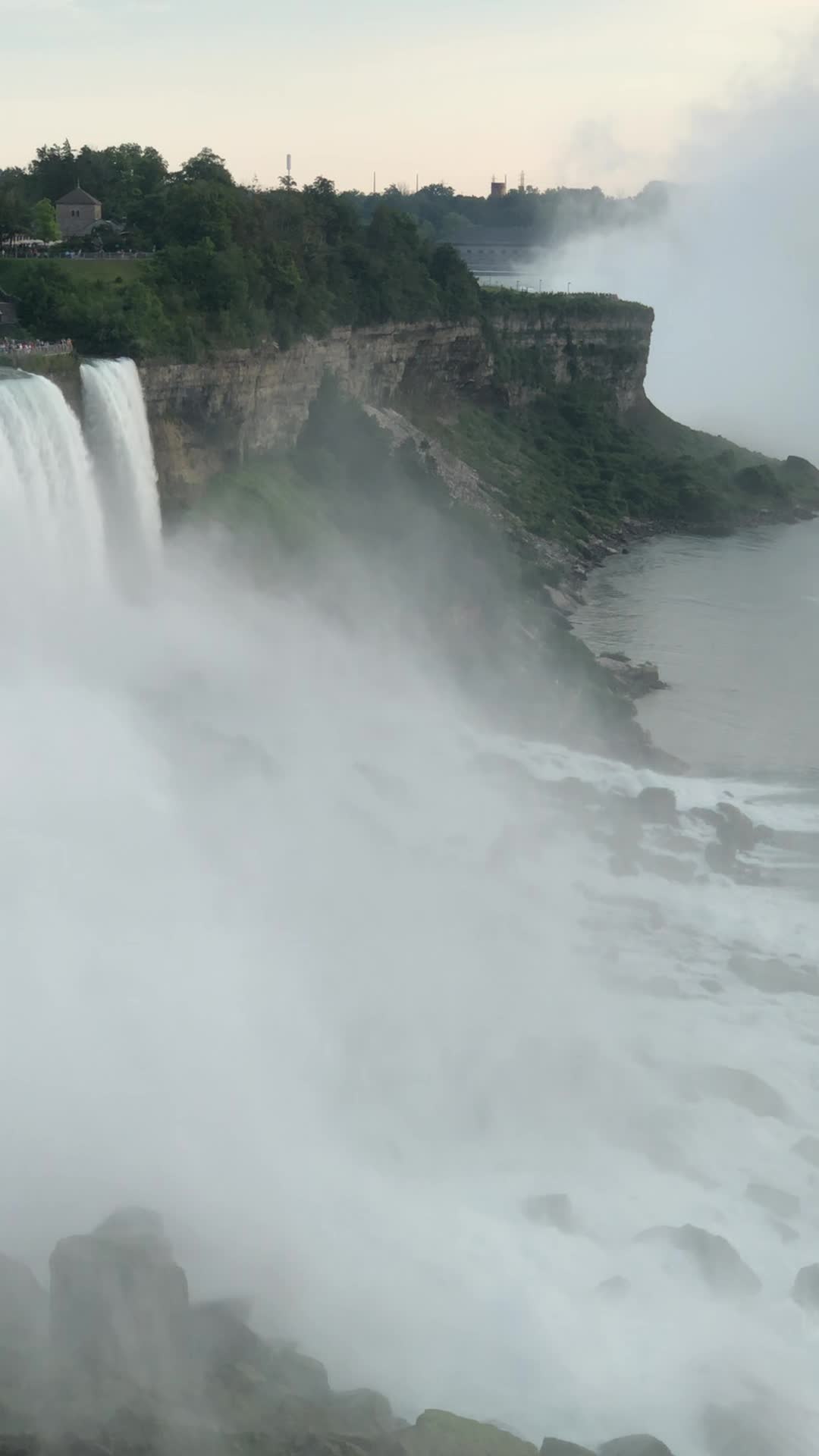 Video review of Maid of the Mist