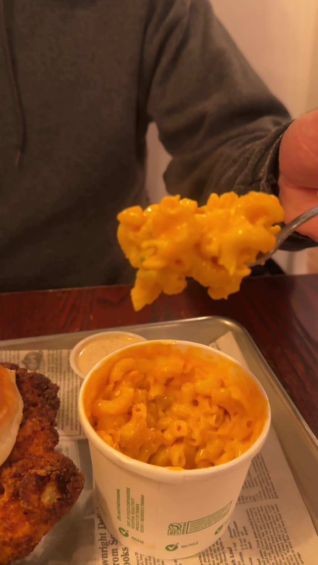 Video review of The Budlong Hot Chicken