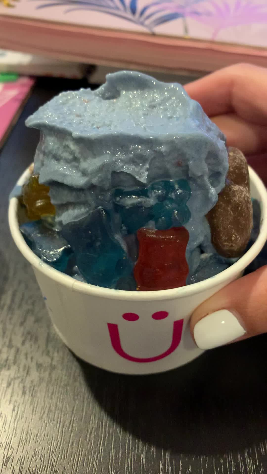 Video review of Yogen Früz