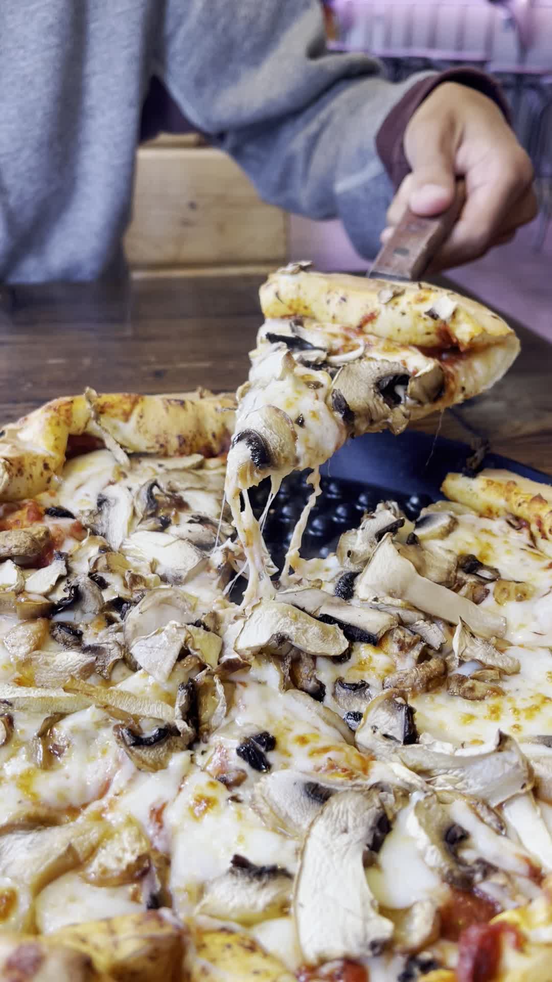 Woodstock's Pizza SLO