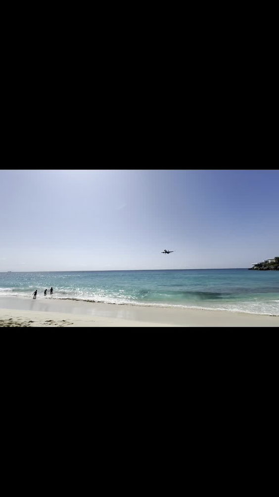 Maho Beach
