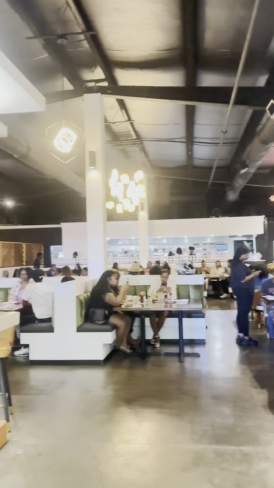 Brunch Room Bistro