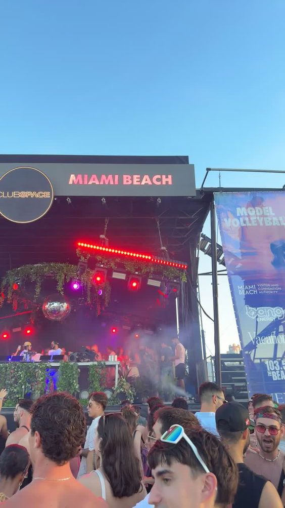 Ocean Drive @ 8th St.