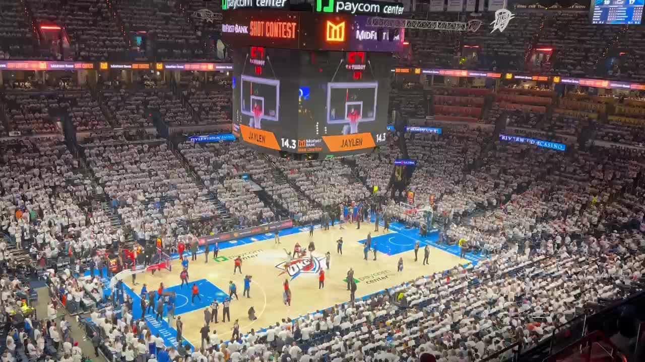 Courtside Club