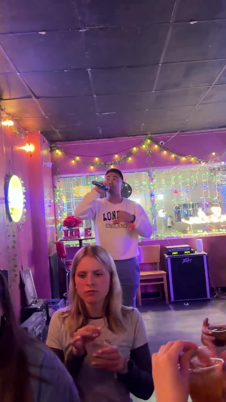 Mom’s Bar