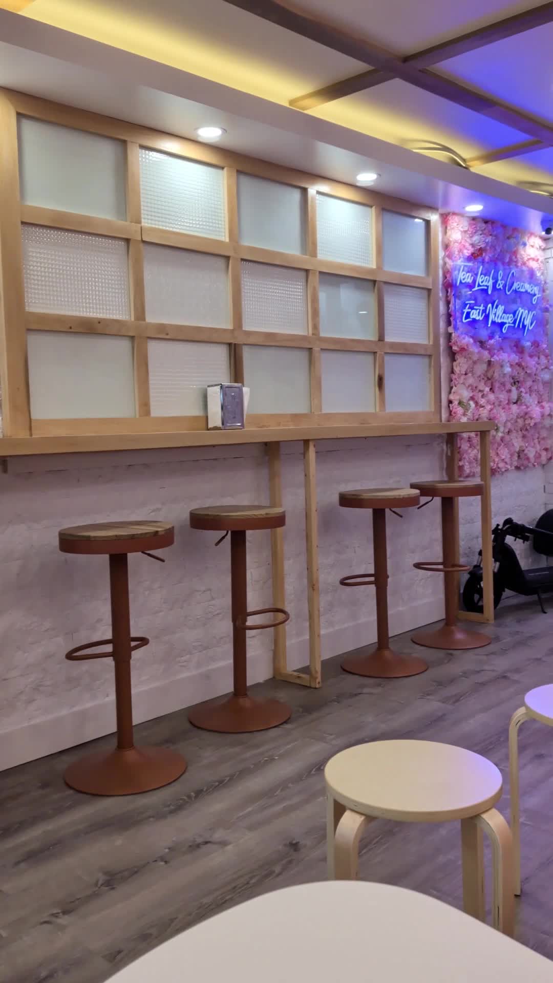 Tea Leaf & creamery