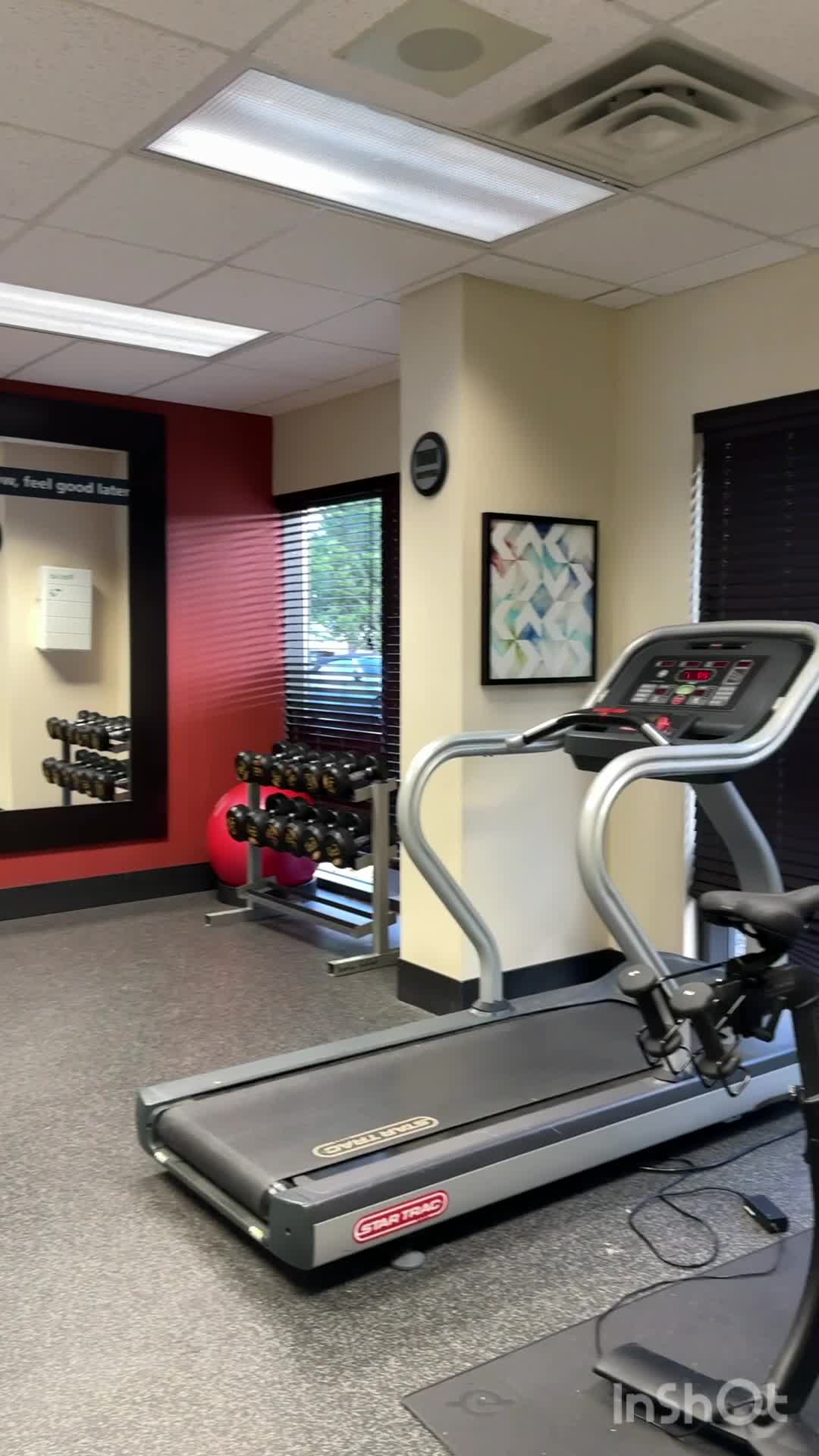 Hampton Inn & Suites