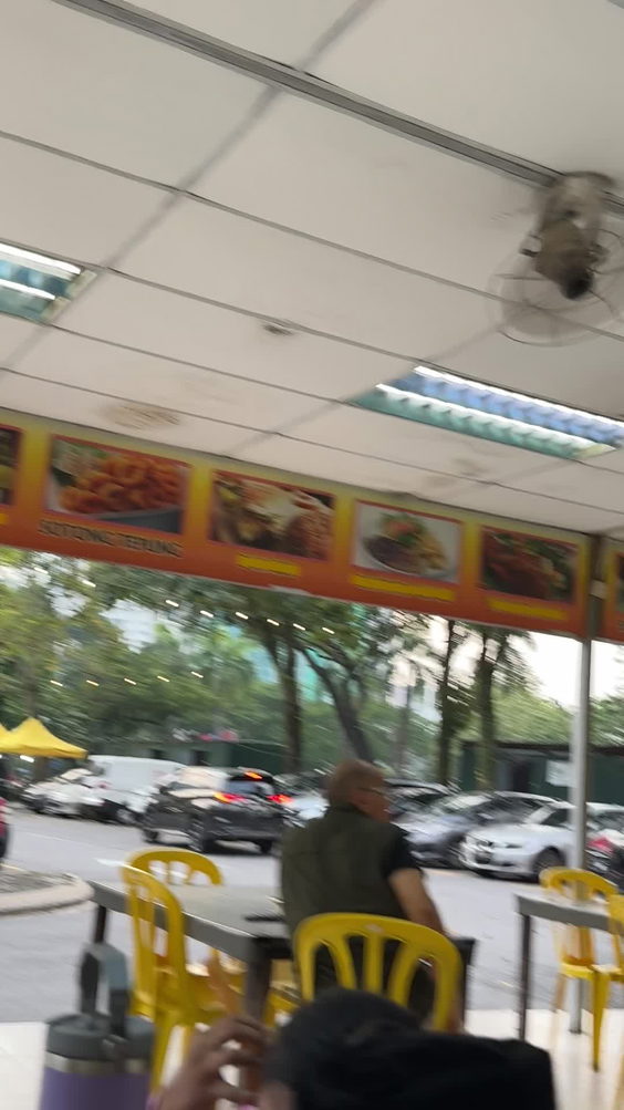 RnR Tom Yam Seafood