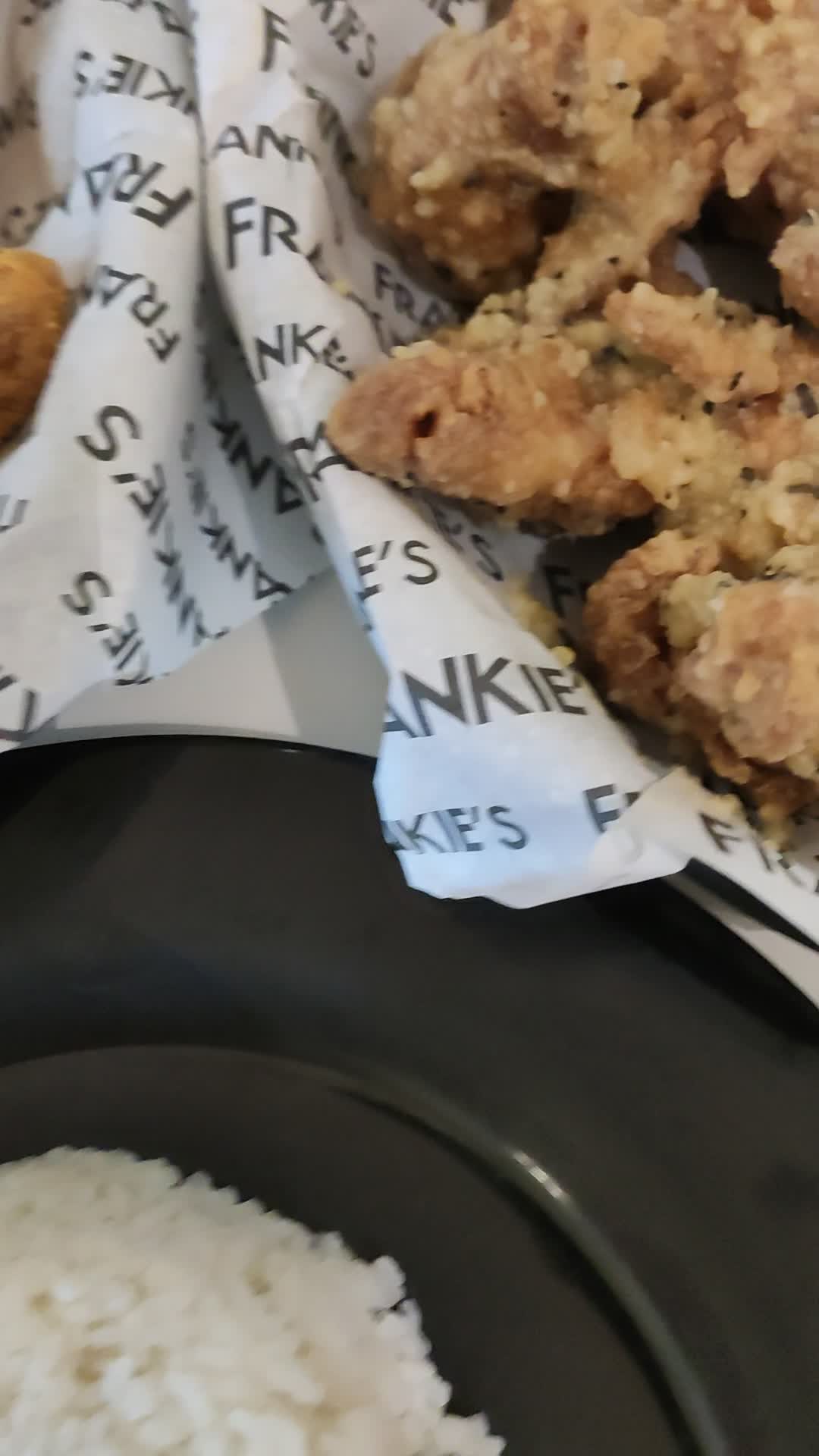 Frankie's New York Buffalo Wings - SM Aura