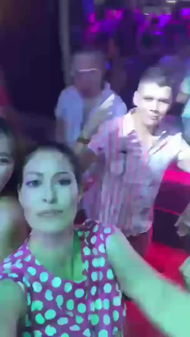 Video review of Park & Rec