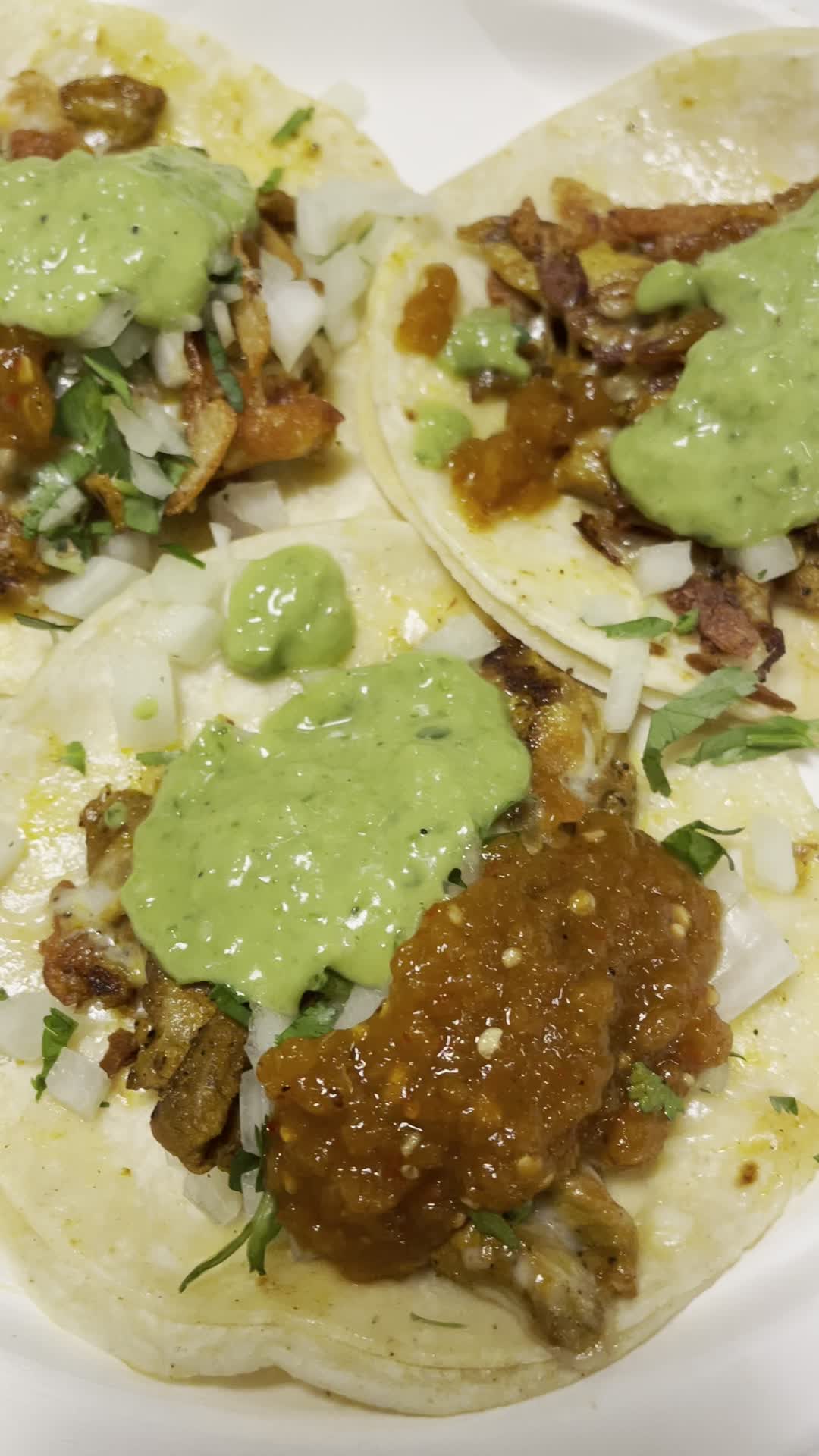 Video review of Tacos Chukis