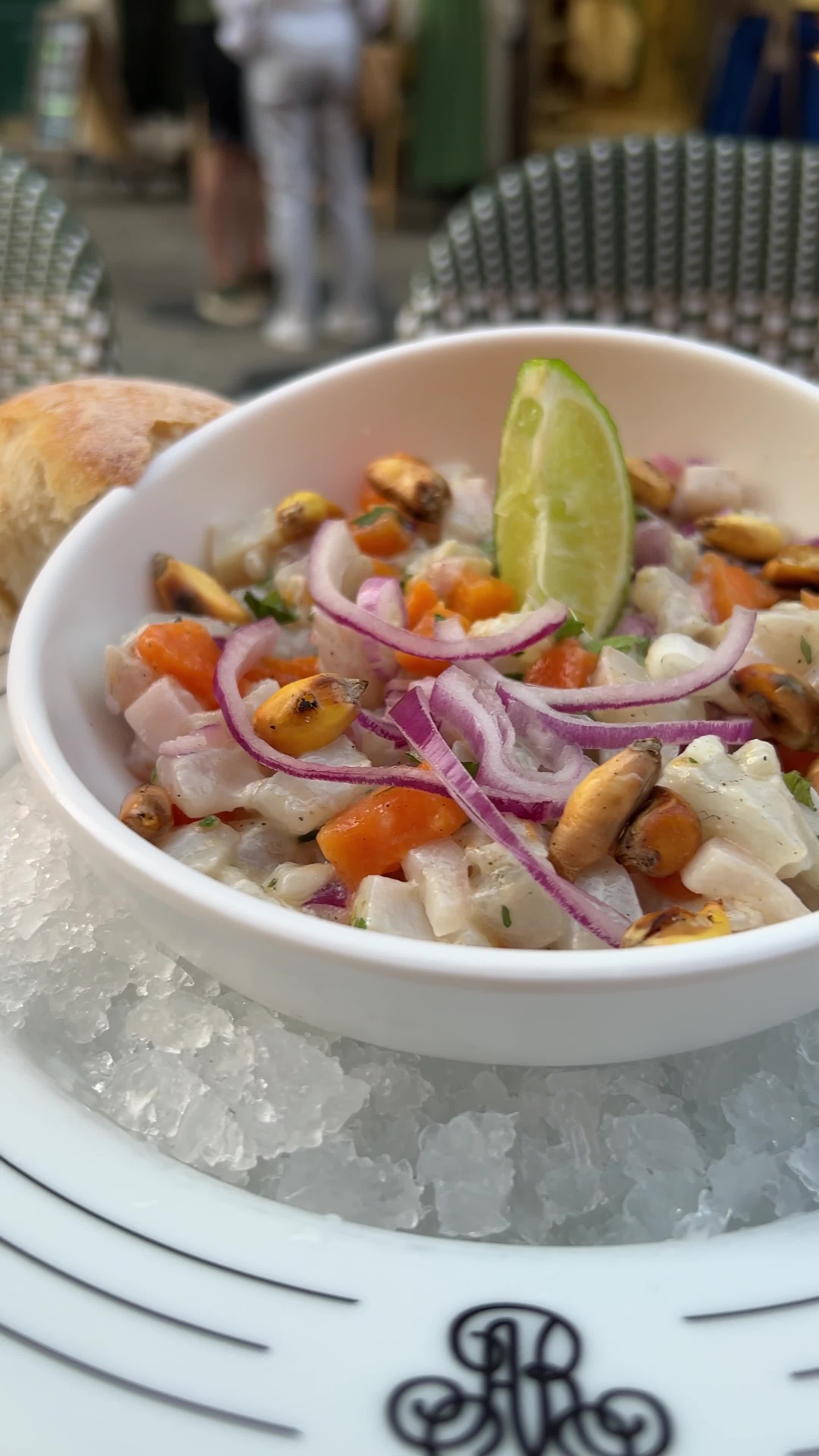 Video review of Le Grand Cafe de France