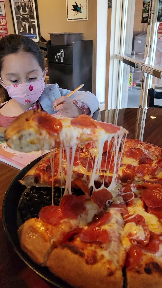 Legends Pizza Co.