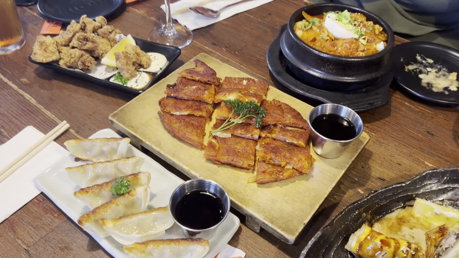 Video review of DENDEN Café Asiana