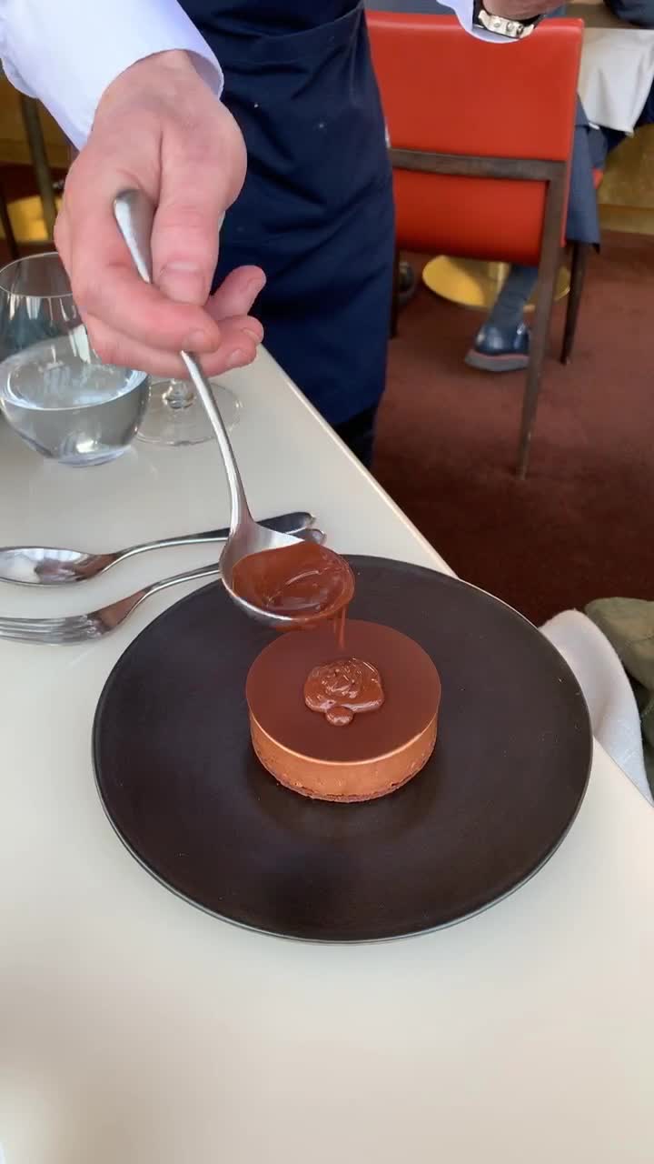 Video review of Bennelong