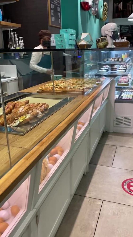 Angelina Bakery
