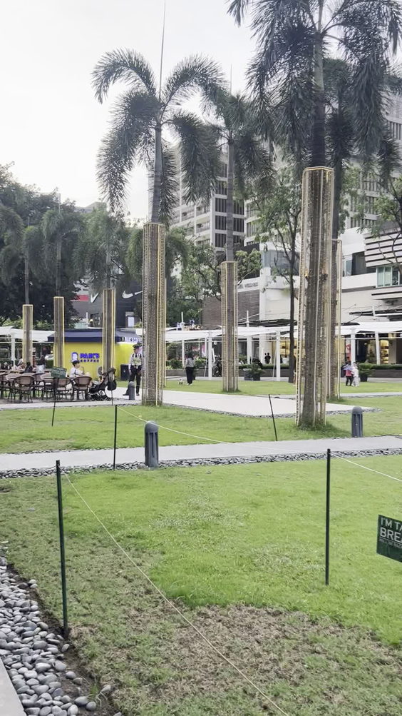 Bonifacio High Street