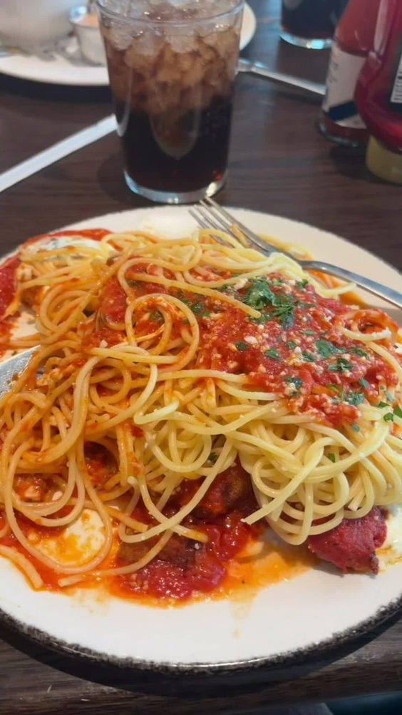 Tops Diner