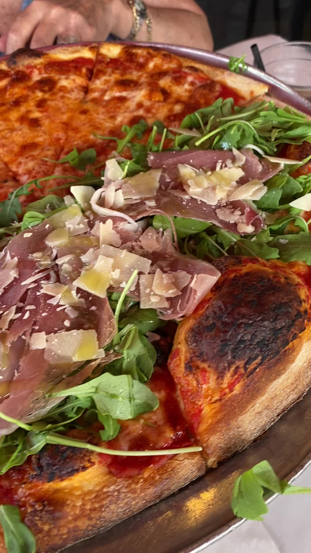 Renzo's Cafe & Pizzeria