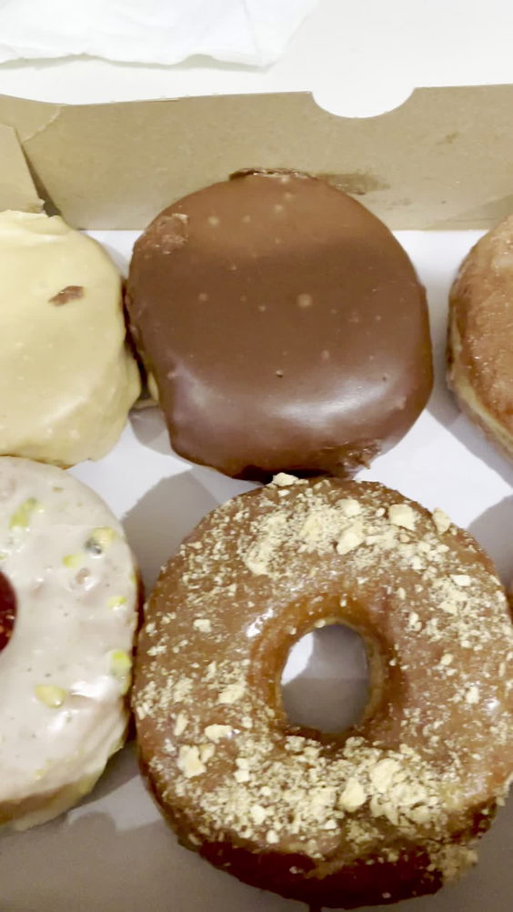 Dun-Well Doughnuts