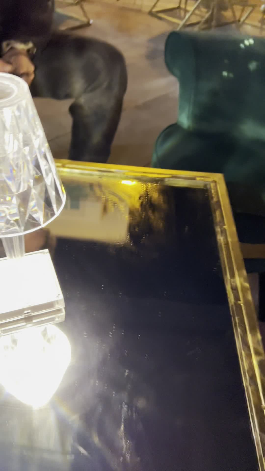 Richness Shop & Lounge