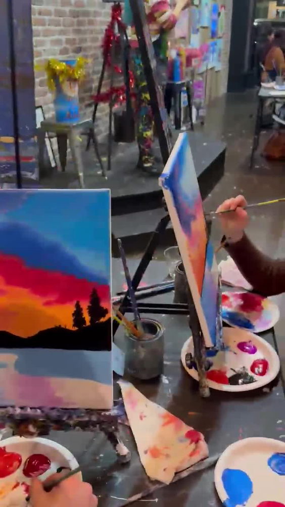 Muse Paintbar