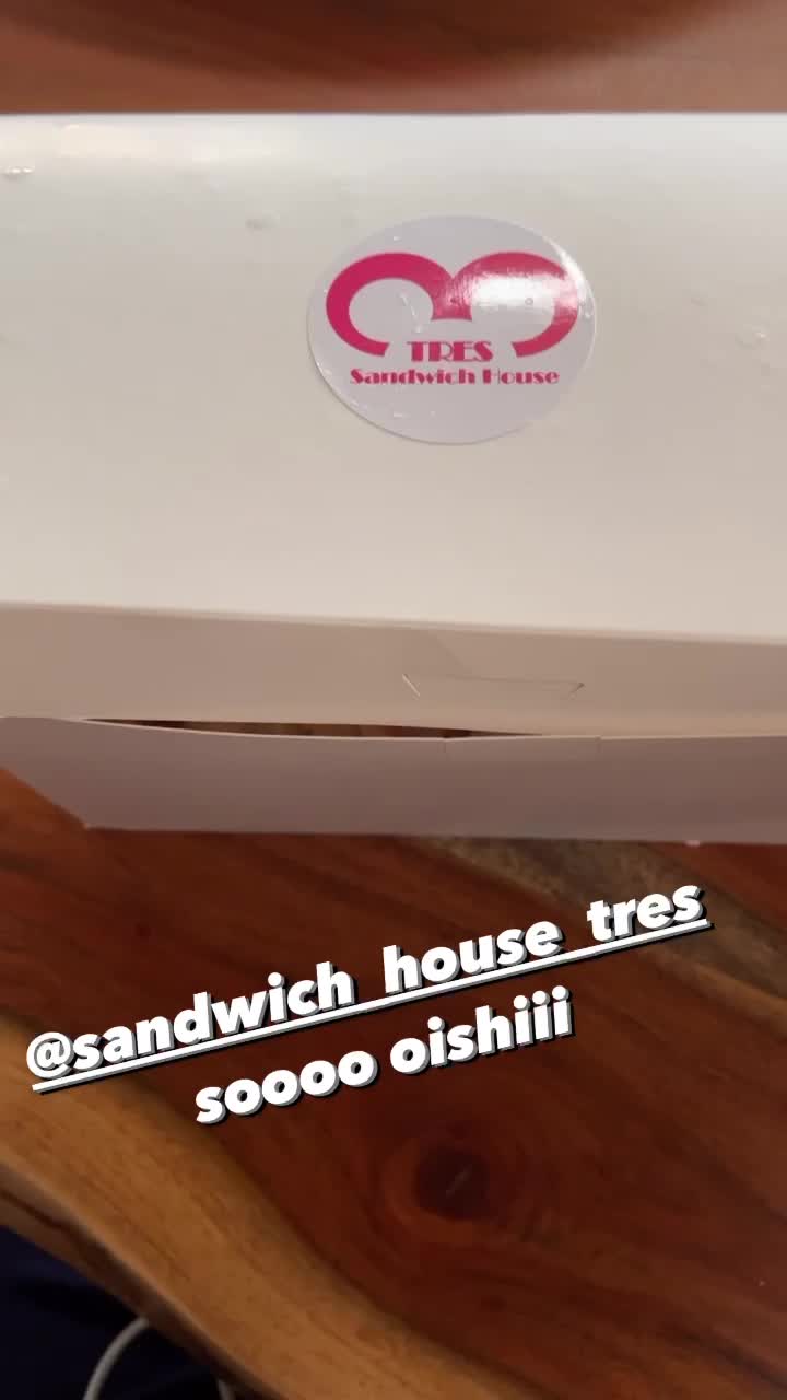 Sandwich House TRES