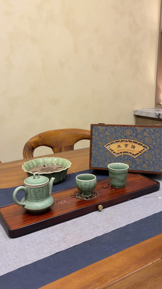 Brewin Teaware