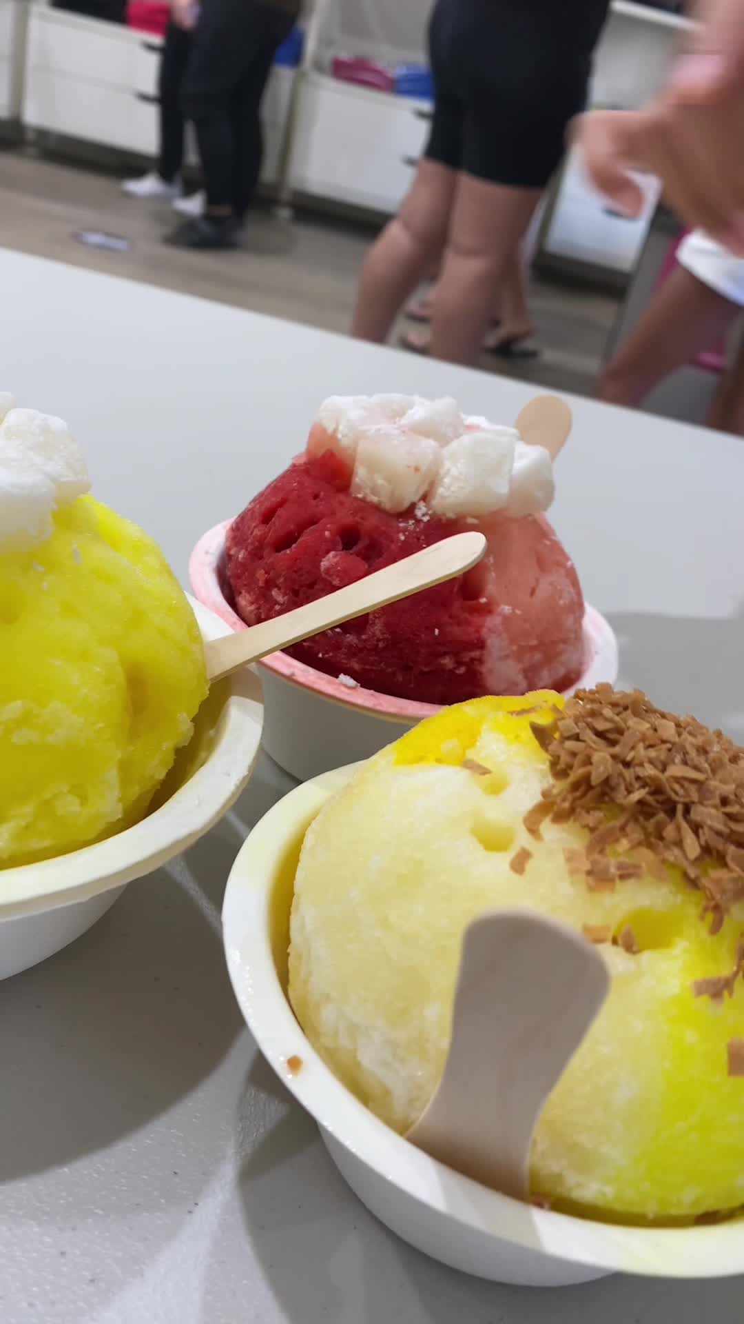 Video review of Ululani's Hawaiian Shave Ice